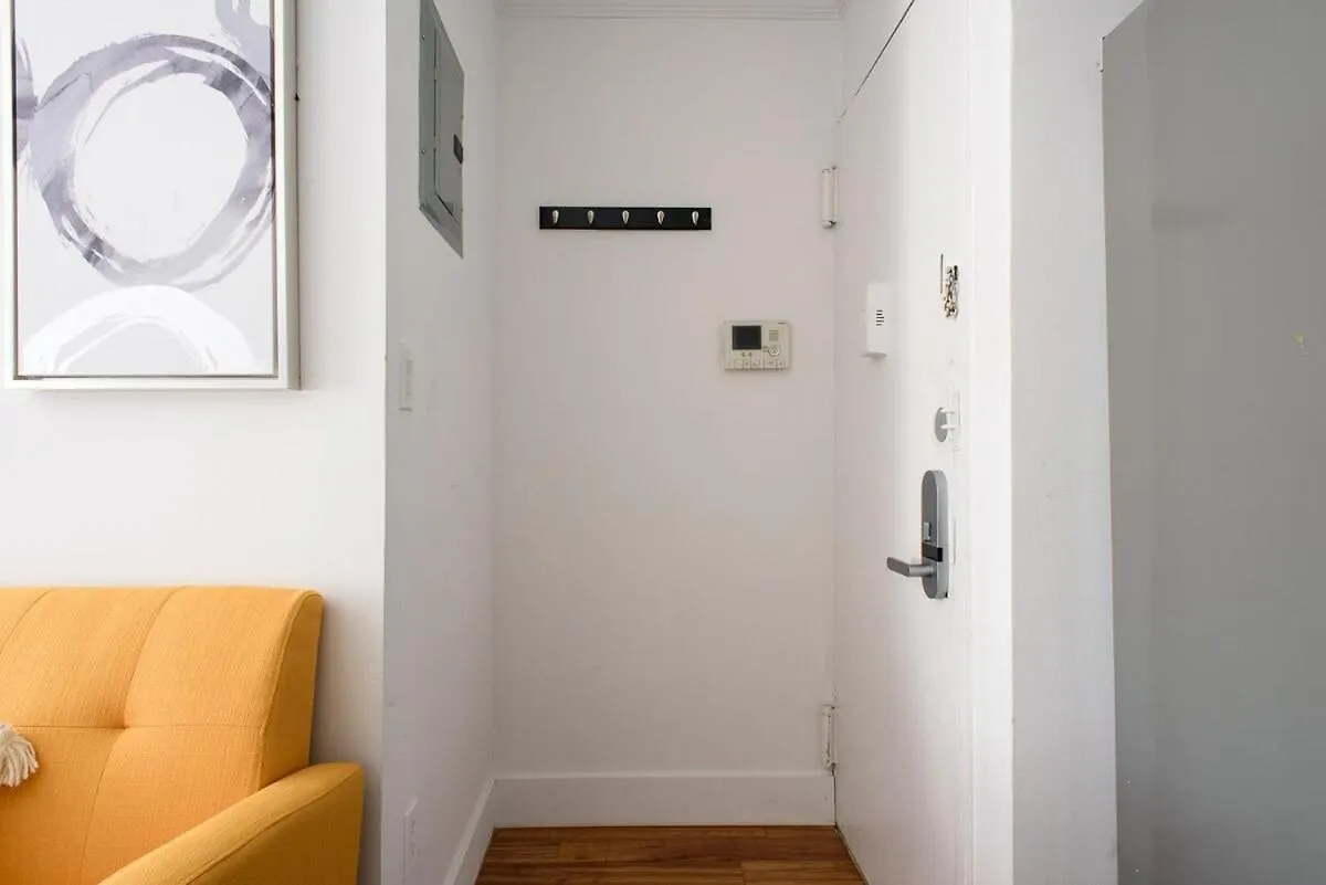 24-16 Studio Gramercy W&D Gramercy New York 0*,  ABD